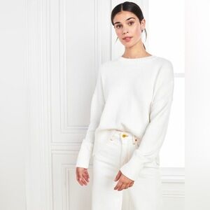 Quince 100% organic cotton boyfriend crew